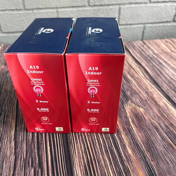 Energetic Lighting 2 pack red and blue LED glass bulbs - Picture 5 of 7